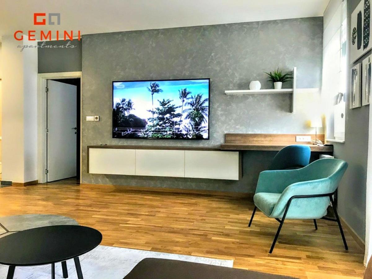 Gemini Apartment 3 - Modern Apartment With City View Novi Sad Bagian luar foto